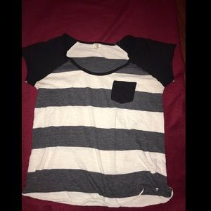ZUMIEZ striped tee